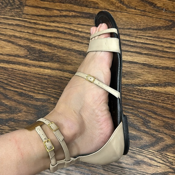 SAINT LAURENT strappy gold and crème statement sandal - Picture 4 of 4